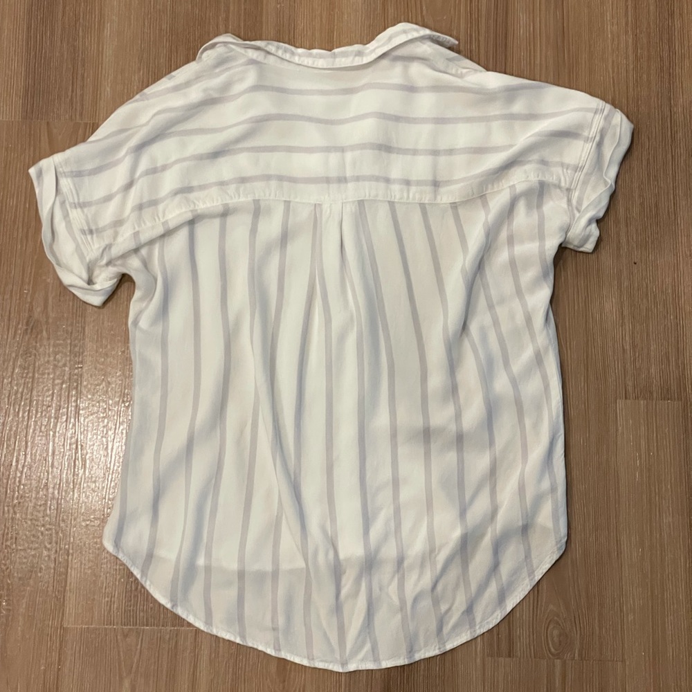 Striped Collared Shirt - Picture 2 of 3